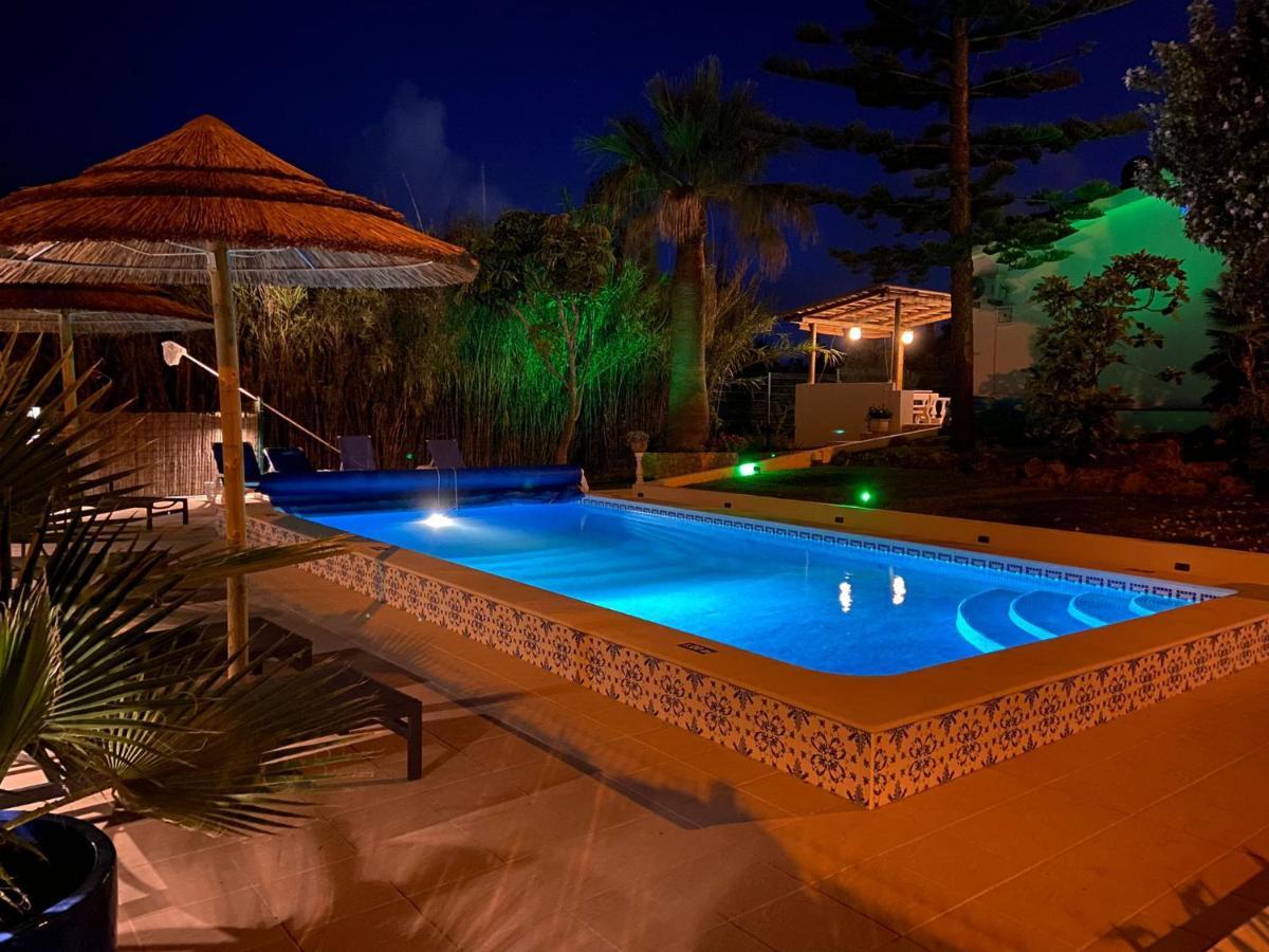 Villa Yvonne,Private Pool,Private Parking 1,7 Km From The Beatch Албуфейра Экстерьер фото